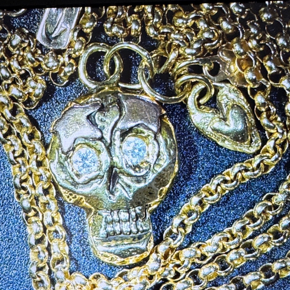 Beautiful 14K gold Jes MaHarry skull and diamond necklace RARE